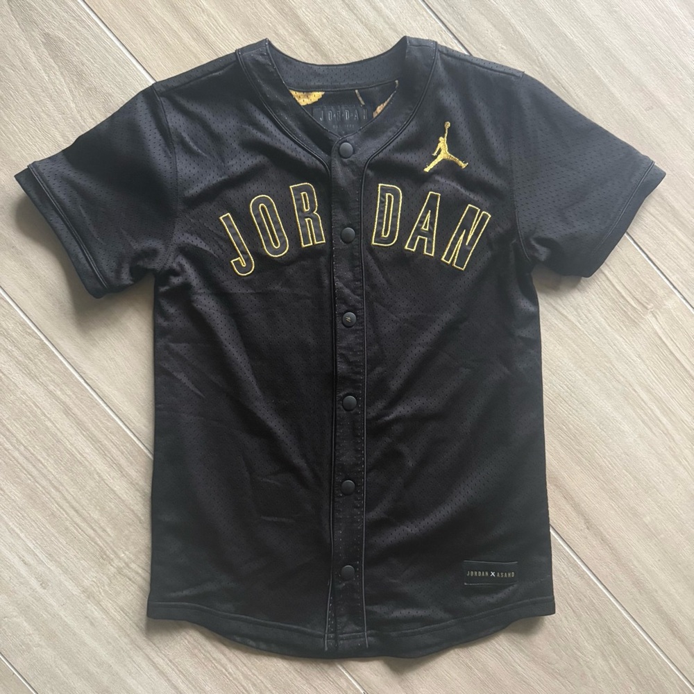 Jordan ASAHD Limited Edition Kids Black and Gold Jersey Medium